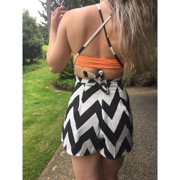 Flirty Open Back Boho Crop Jumpsuit Playsuit Set - Picture 7 of 8